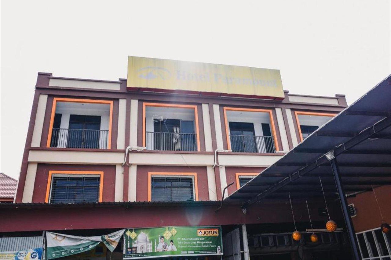 Reddoorz Plus Near Sultan Hasanuddin Airport Makassar Exteriör bild