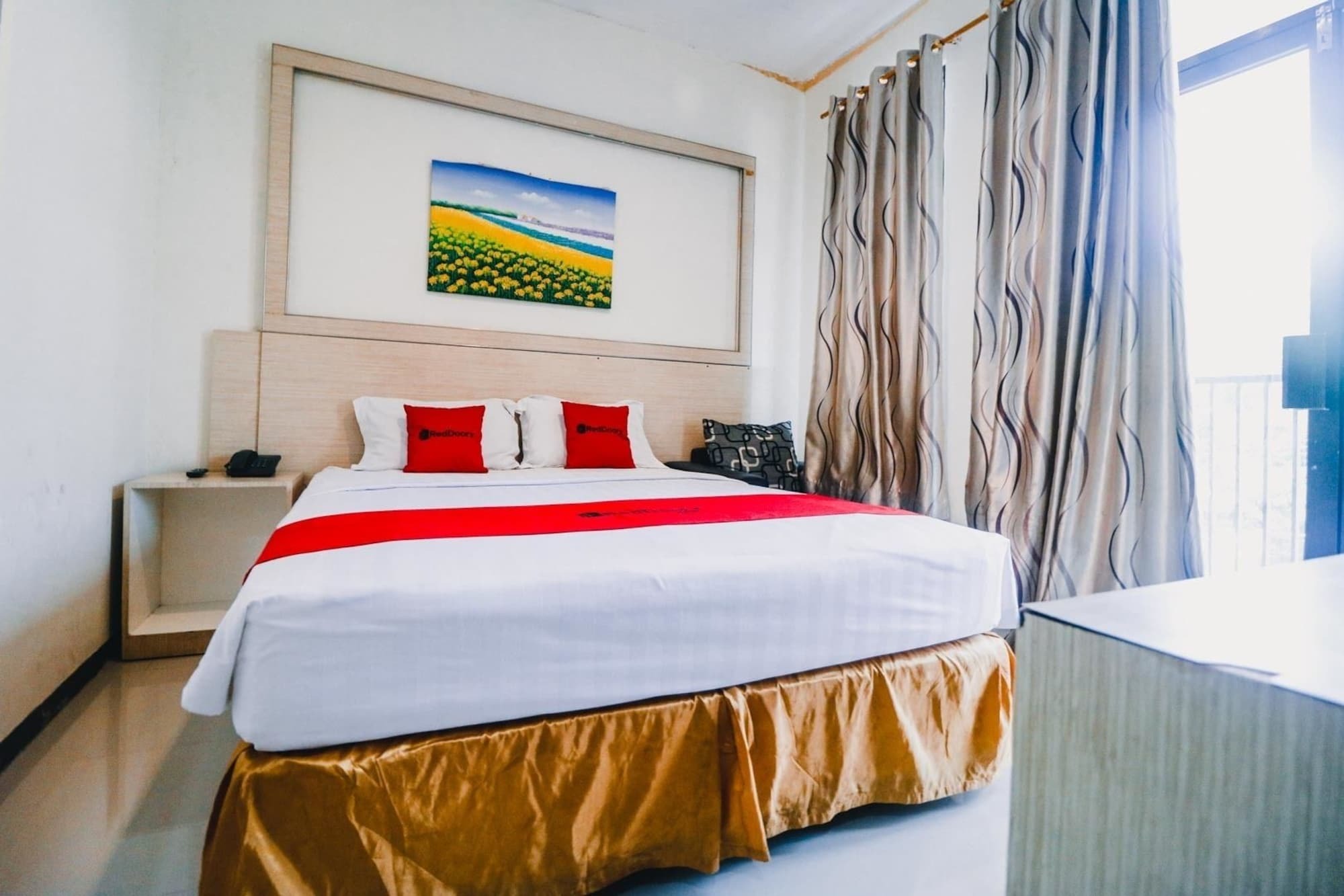 Reddoorz Plus Near Sultan Hasanuddin Airport Makassar Exteriör bild
